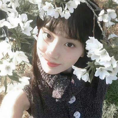 女生联谊会的美女粘球